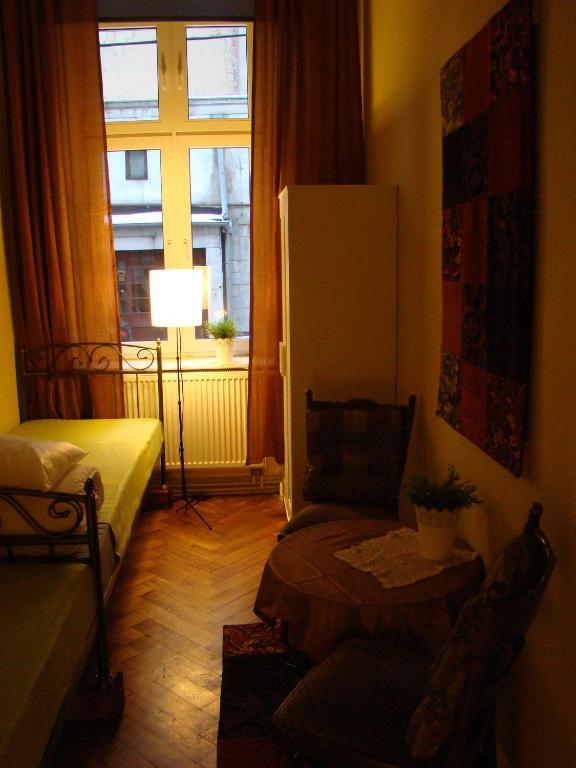 Hostelik Wiktorianski Łódź Esterno foto