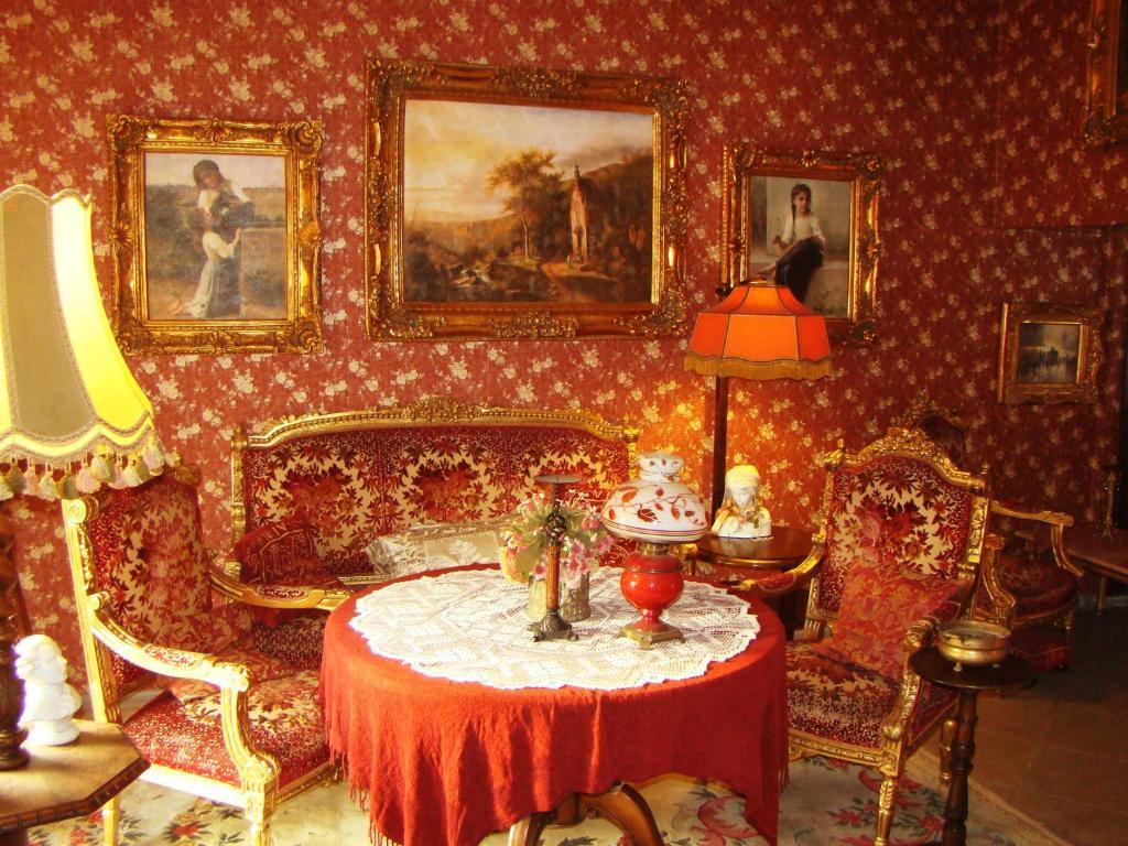 Hostelik Wiktorianski Łódź Esterno foto