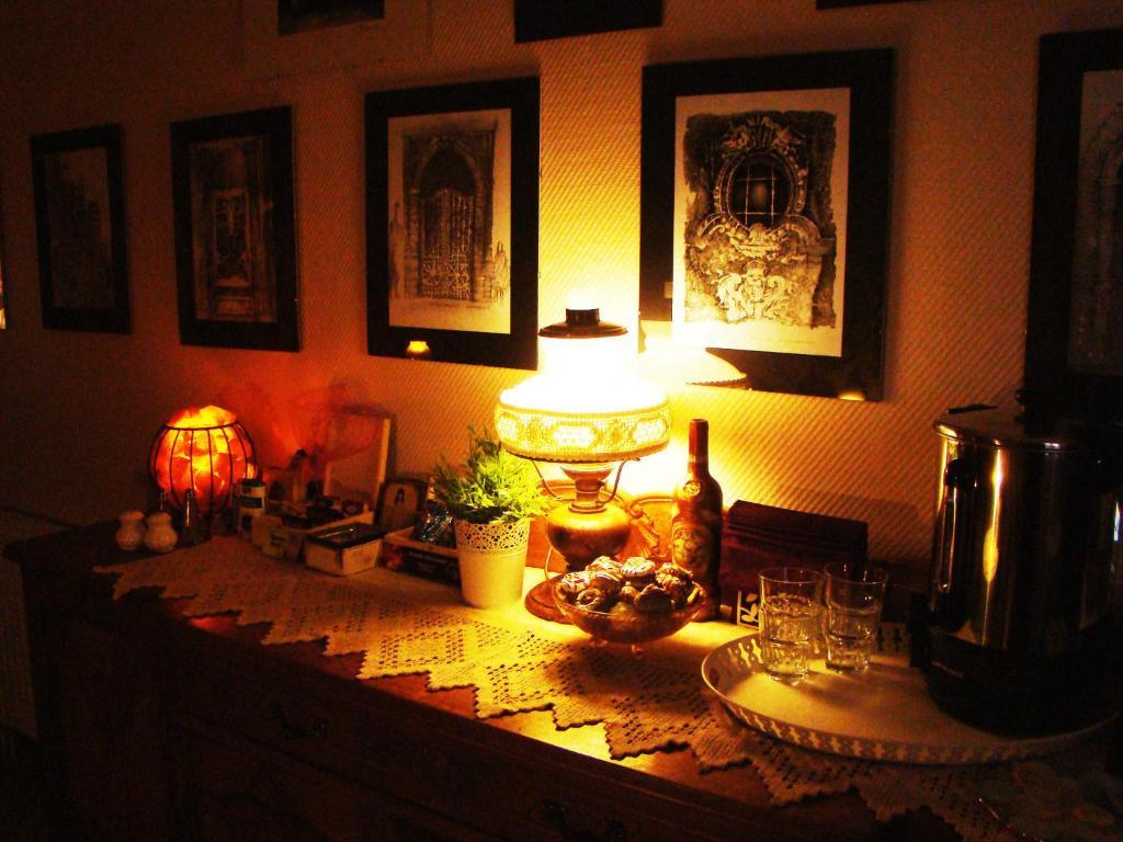 Hostelik Wiktorianski Łódź Esterno foto