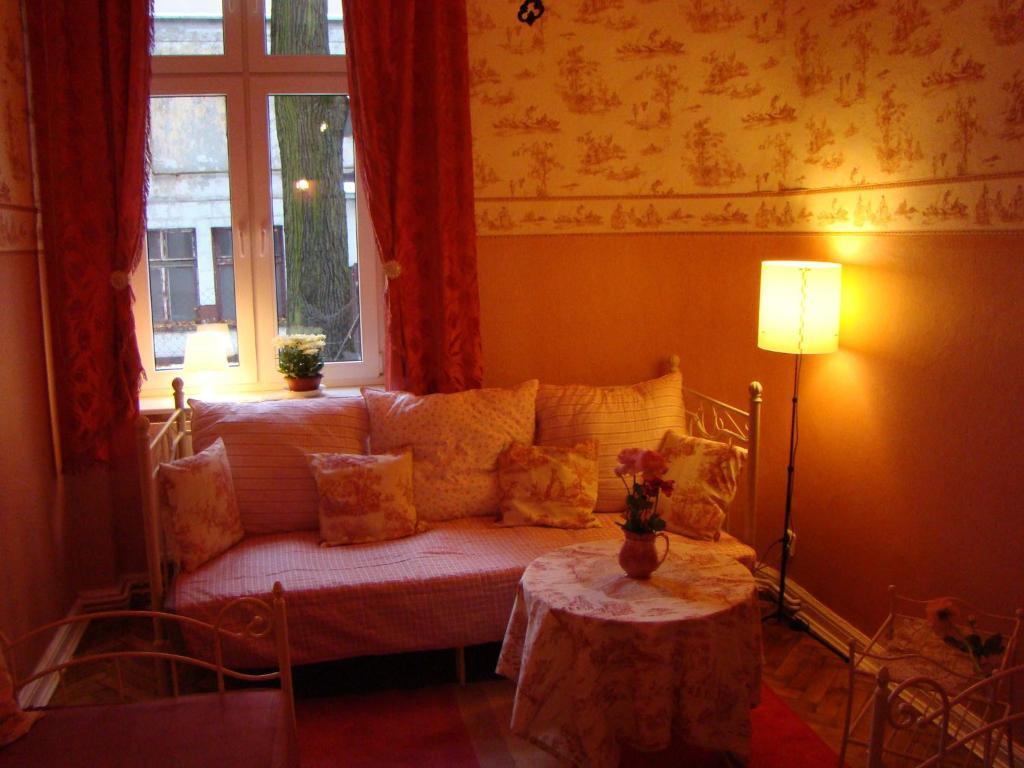 Hostelik Wiktorianski Łódź Esterno foto
