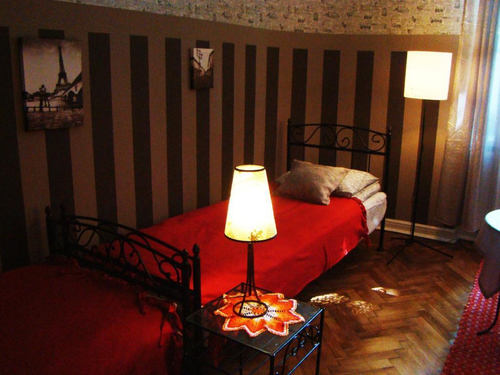 Hostelik Wiktorianski Łódź Esterno foto