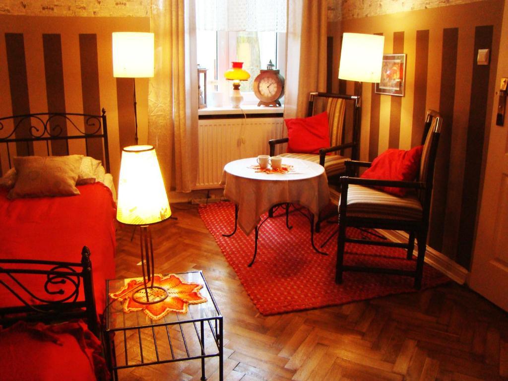 Hostelik Wiktorianski Łódź Esterno foto