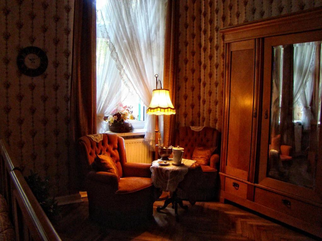 Hostelik Wiktorianski Łódź Esterno foto