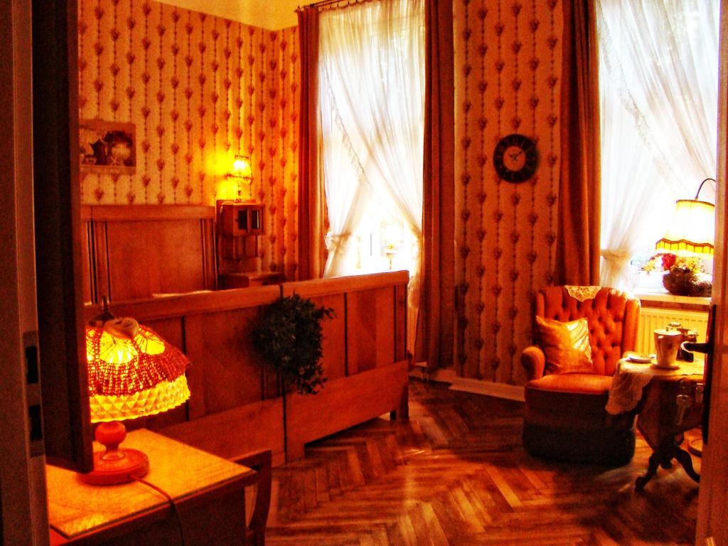 Hostelik Wiktorianski Łódź Esterno foto